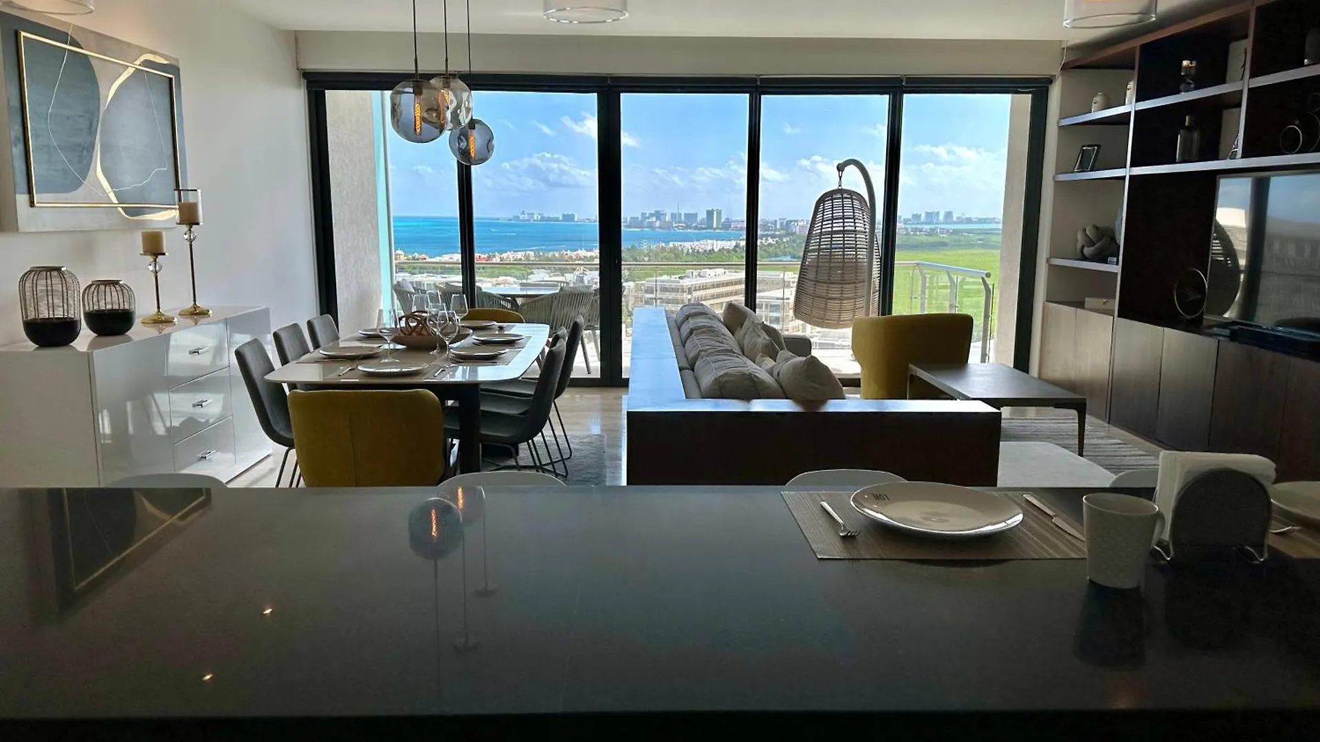 3Br Luxury Oceanfront Apt W Pool, Gym & Views Cancun 0*,